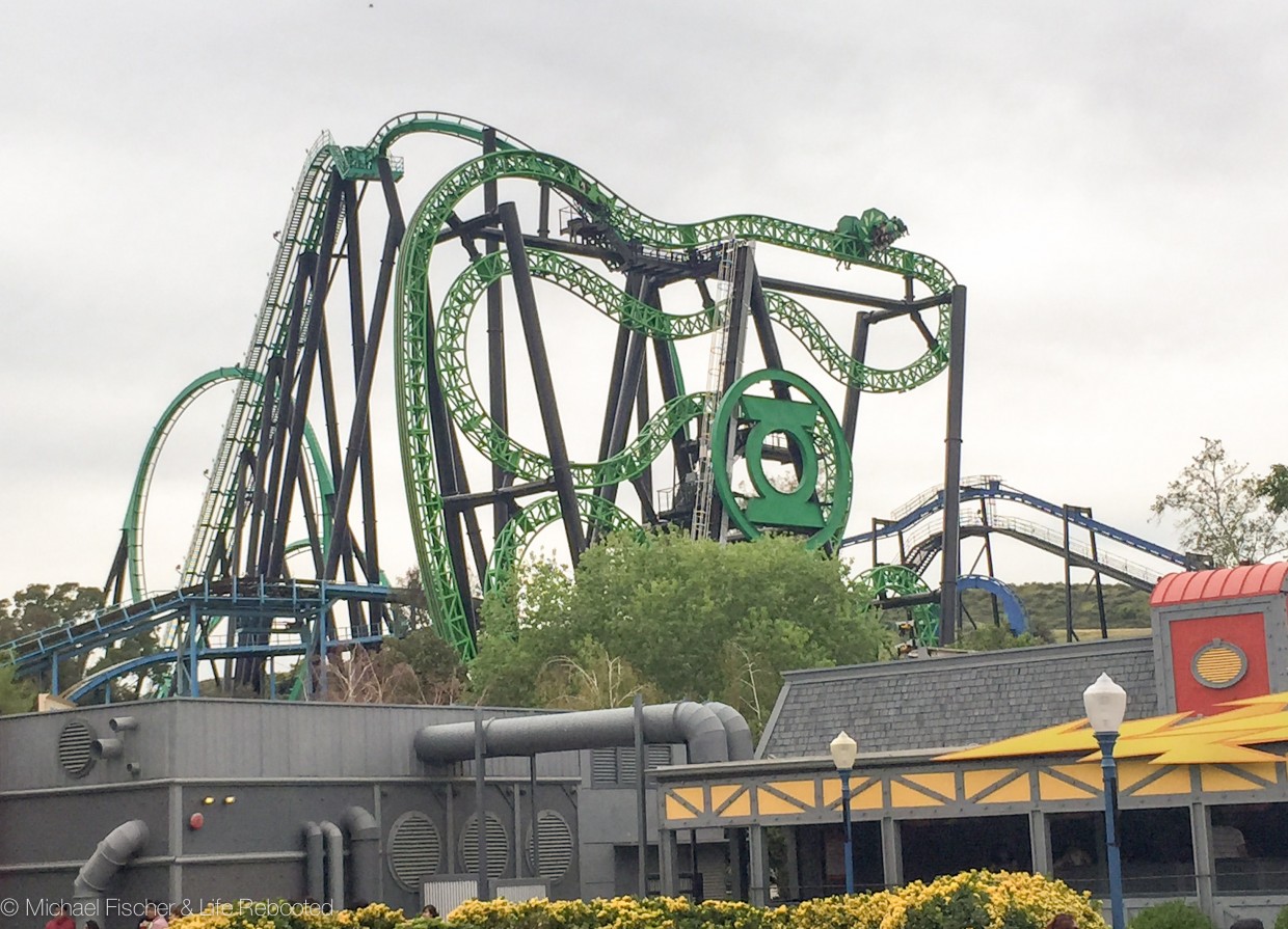 The Green Lantern, a bizarre rotating coaster.